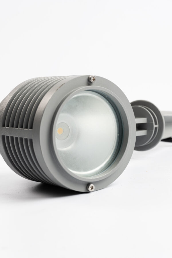 Garden Light 8watts - Image 2