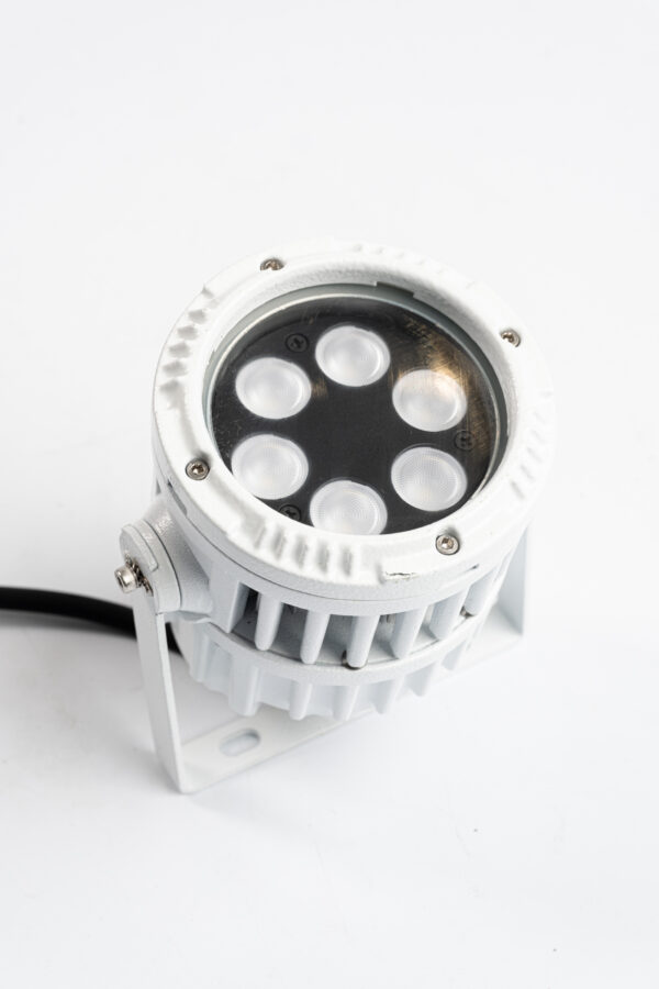 LED Spot light - 18W (HEM-T49)