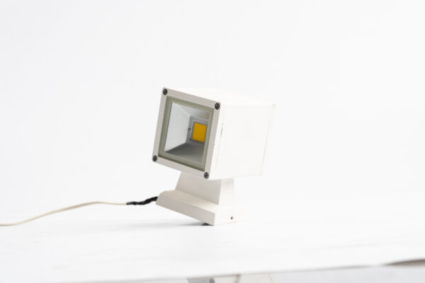 LED Wall light 3x2w - Image 3