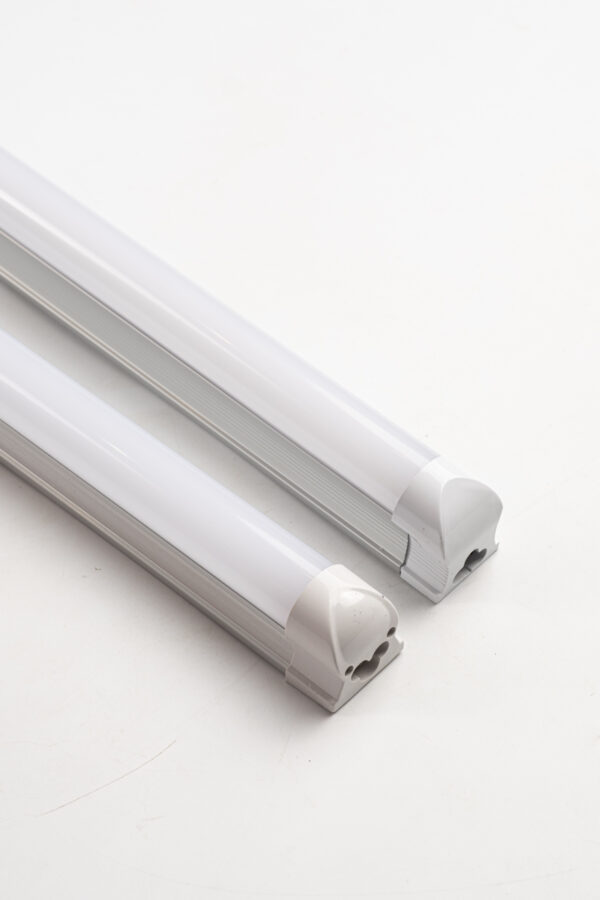 LED T5