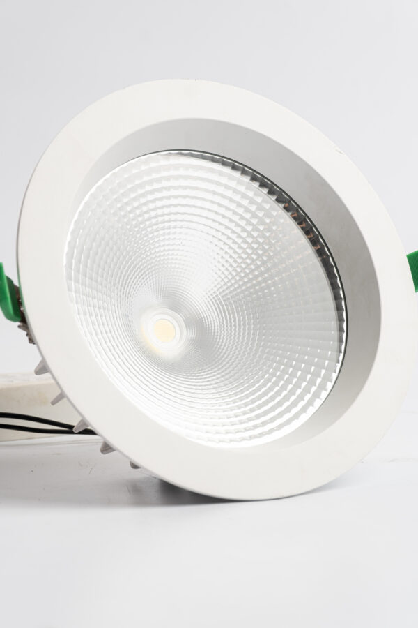 RECESSED DOWN LIGHT 30W